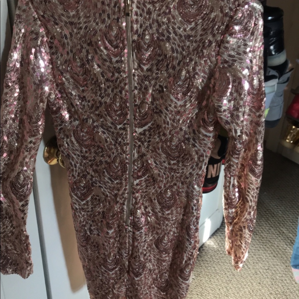 Sparkle dress 🔥
